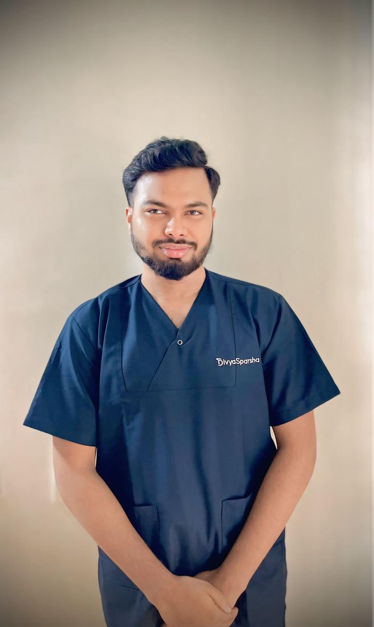 Shubham, Ayurvedic massage therapist at Divyasparsha, Balewadi